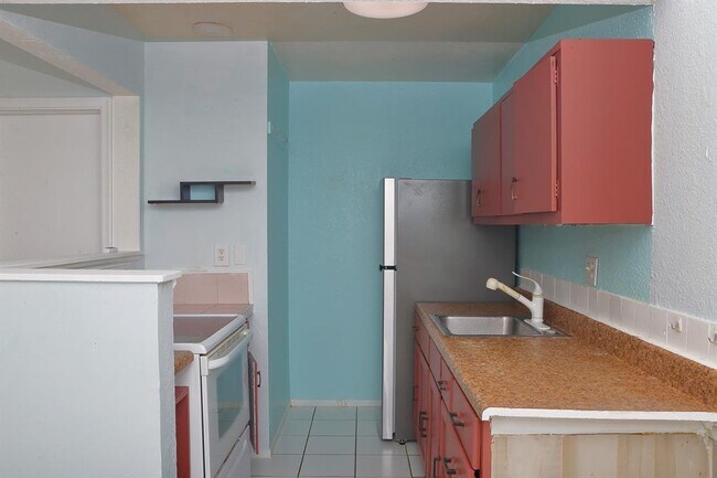 Foto del edificio - 5881 NE 18th Ave