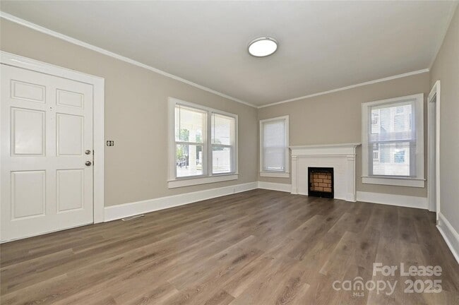Building Photo - 134 Saluda St