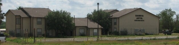 Sandia Apartments Dilley Tx Building Sandia Apartments