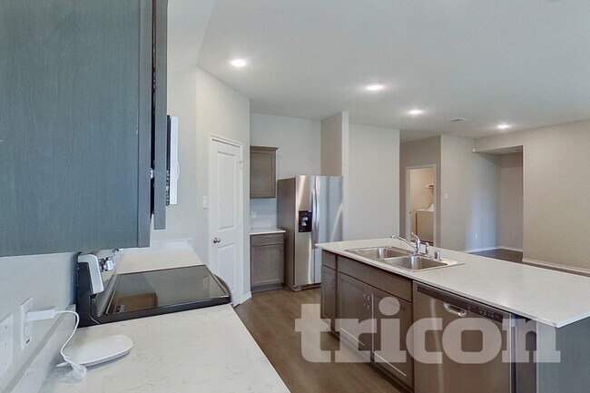 Foto del edificio - 848 Glover Dr