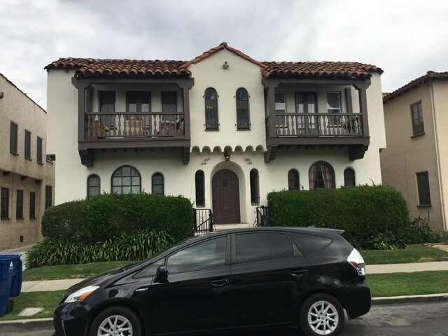 Foto principal - 346 N Ogden Dr