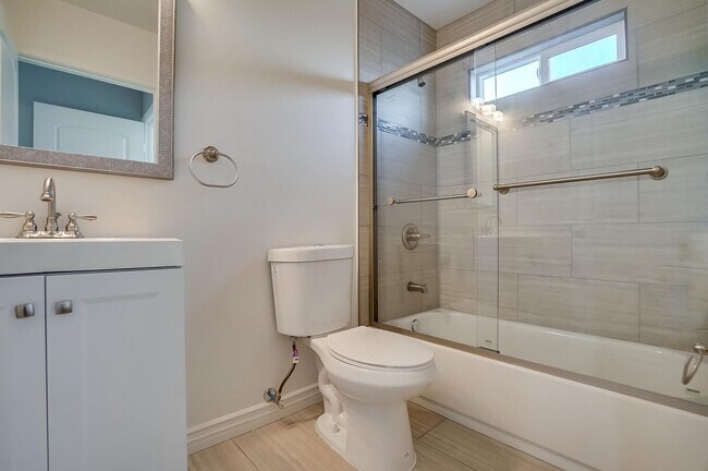 Foto del edificio - 4138 Blanchard St