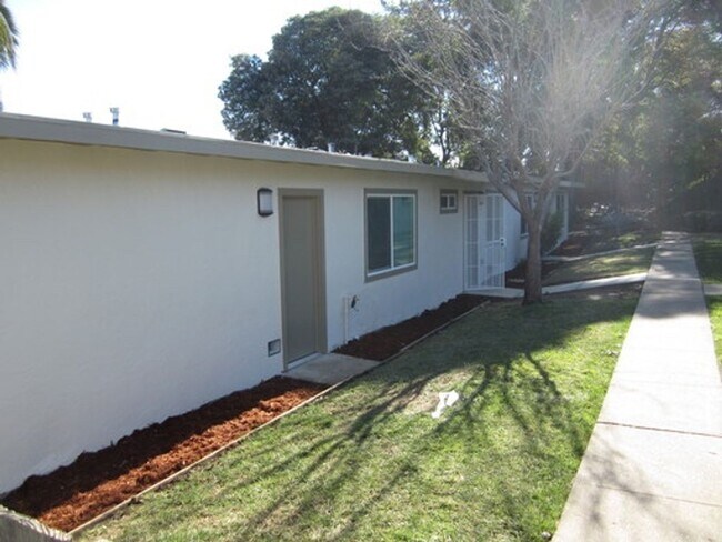 Foto del edificio - 2 Bed/2 Bath Duplex in Vallejo
