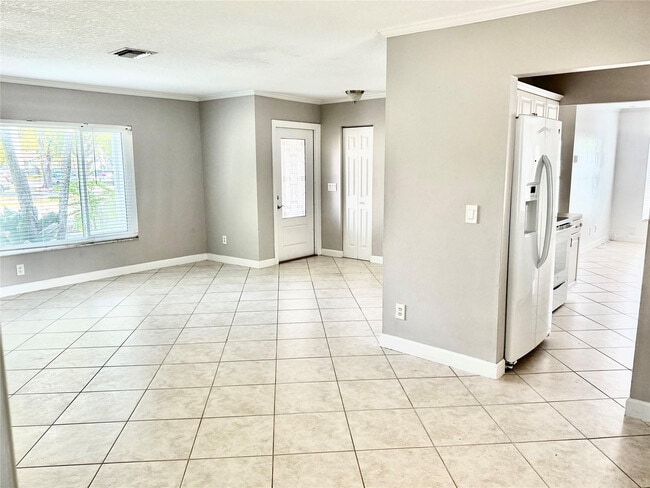 Foto del edificio - 9850 NW 25th Ct