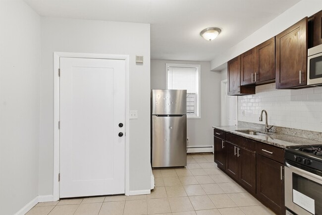 Building Photo - 154 South St