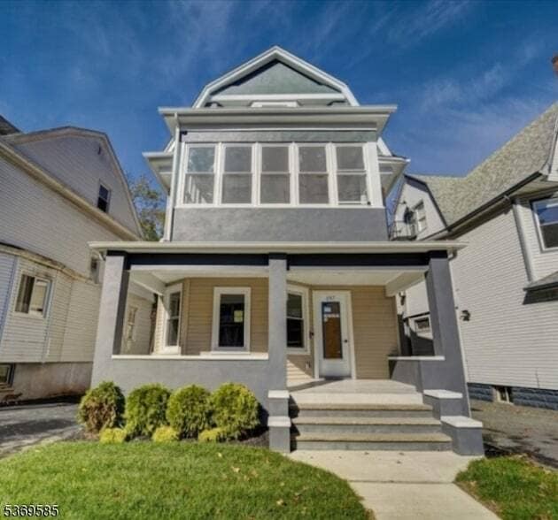 Primary Photo - 197 N Maple Ave