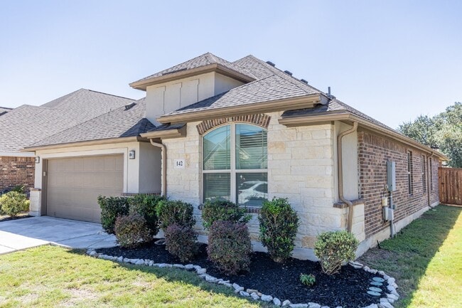 Building Photo - 142 Destiny Dr