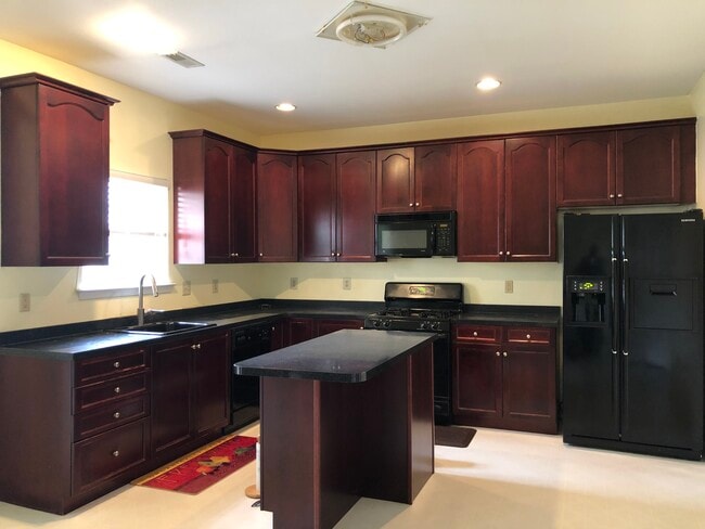 Foto del edificio - 40 Arbor Cir