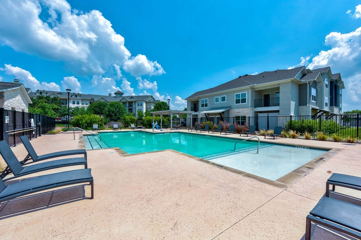 Primary Photo - Shadow Ridge Apartment Homes