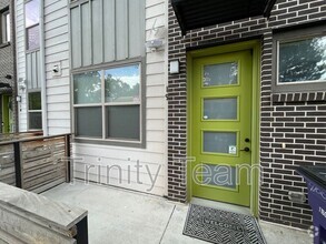 Building Photo - 4100 E Iliff Ave