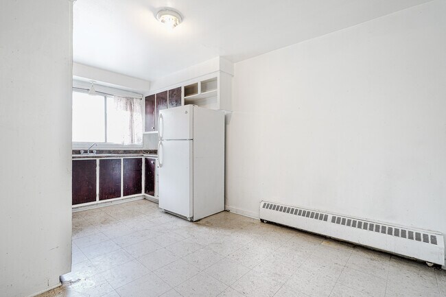 Photo du bâtiment - 6880-625e 25e Ave