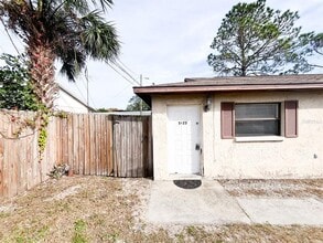 Building Photo - 5723 Silver Spur Dr