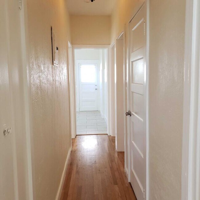 Foto del edificio - 1 bedroom in Berkeley CA 94705