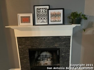 Building Photo - 15710 Robin View