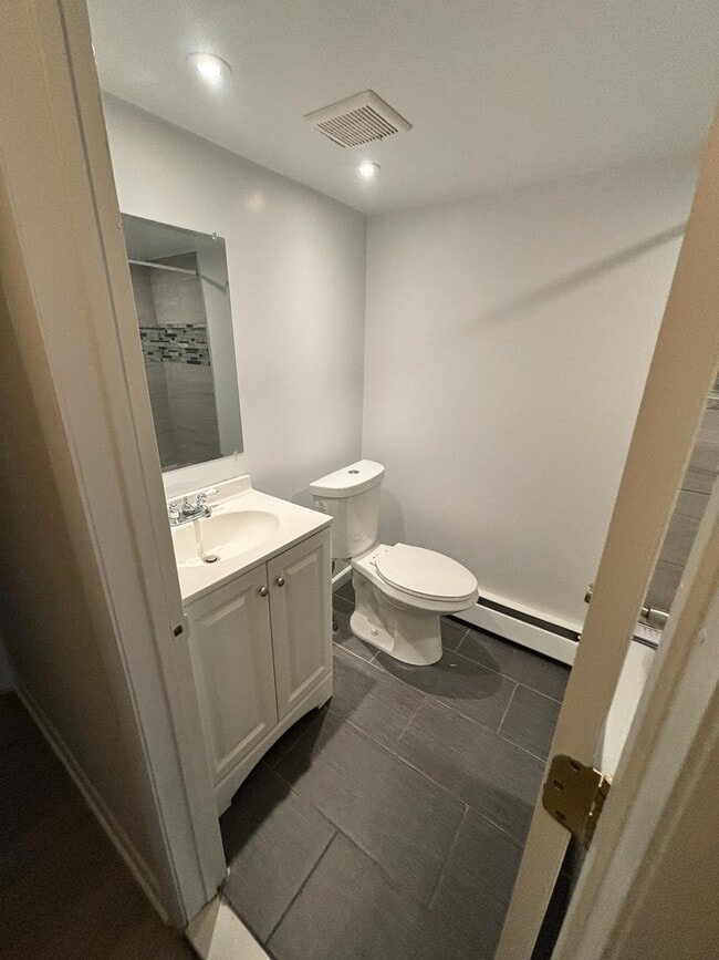 Glenmore Place Apartments Apartments in Clifton Heights, PA