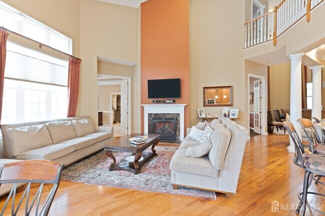 Building Photo - 115 Andover Dr