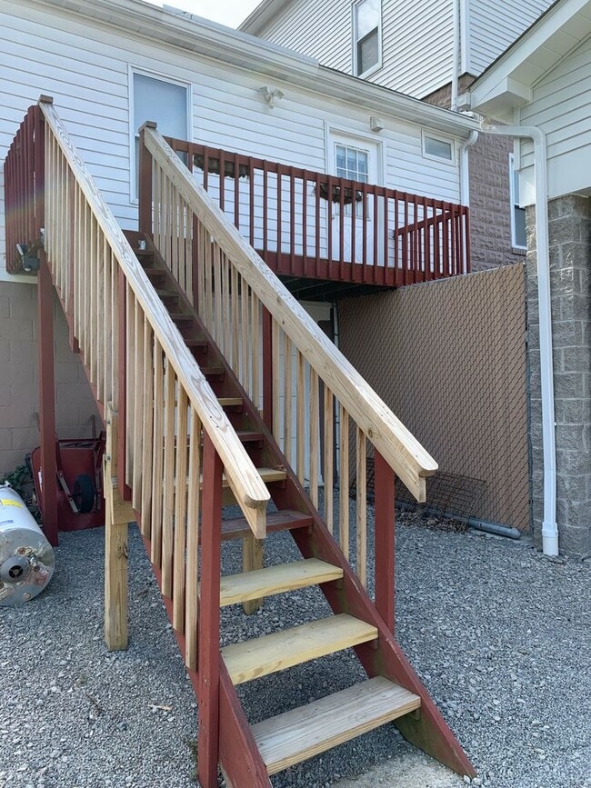 Building Photo - Hopewell - 1 Bedroom 1 Bath apartment on B...