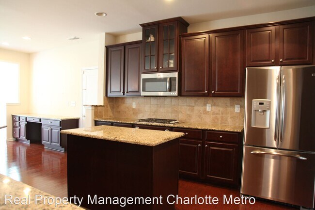 Foto del edificio - 4 br, 3 bath House - 2910 Arsdale Road