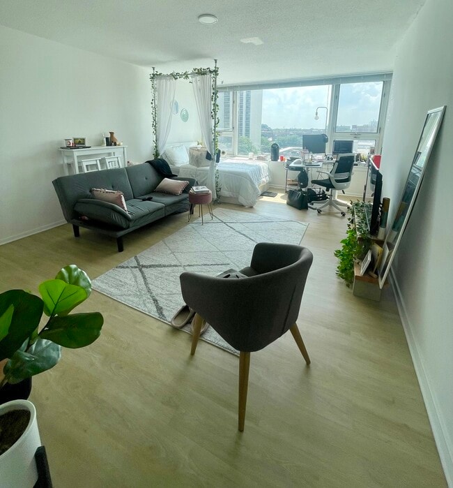 Foto del edificio - 2728 N Hampden Ct