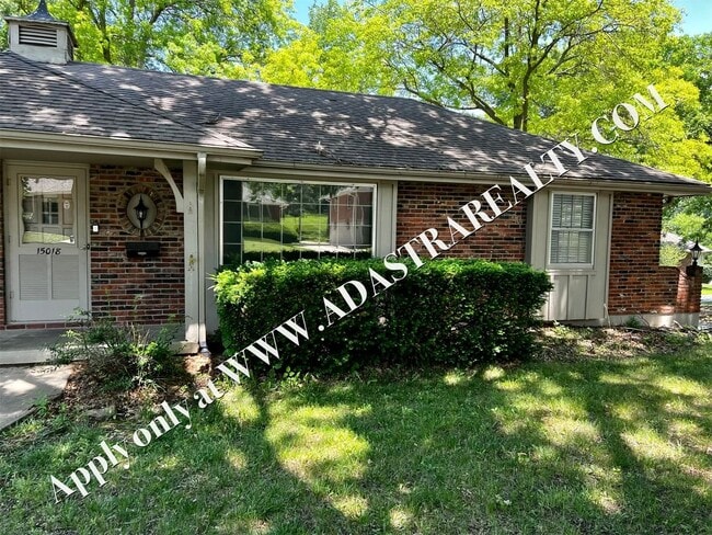 Building Photo - Spacious Duplex in Independence-Available ...