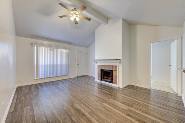 Building Photo - 10202 Forum Park Dr