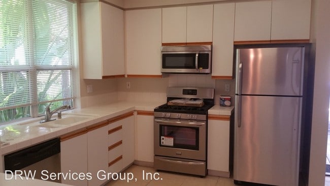 Building Photo - 2208 Cabo Bahia