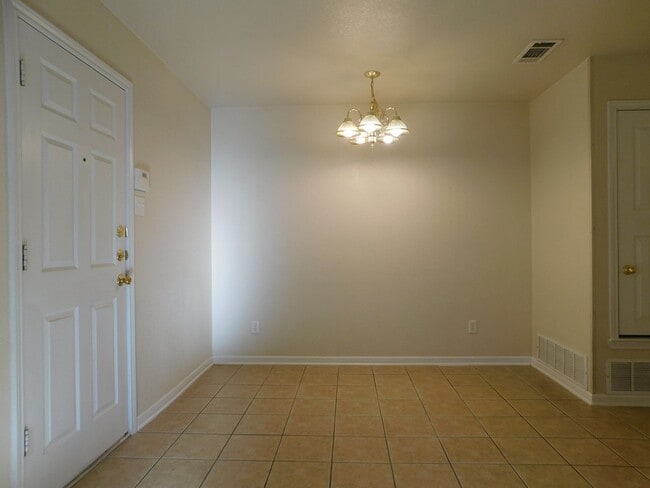 Building Photo - 368 Nolan Ridge Dr.
