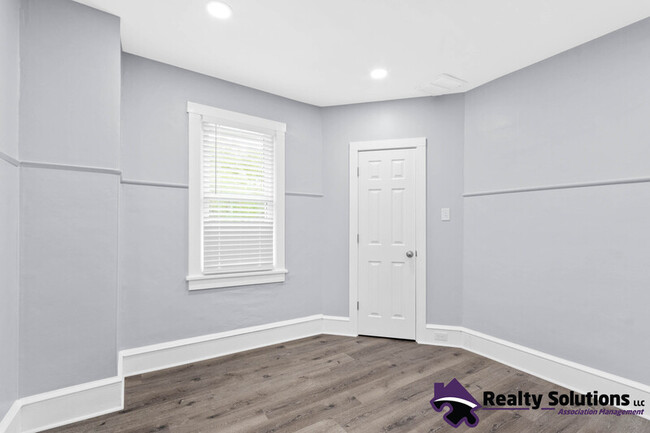 Building Photo - 419 S White Horse Pike