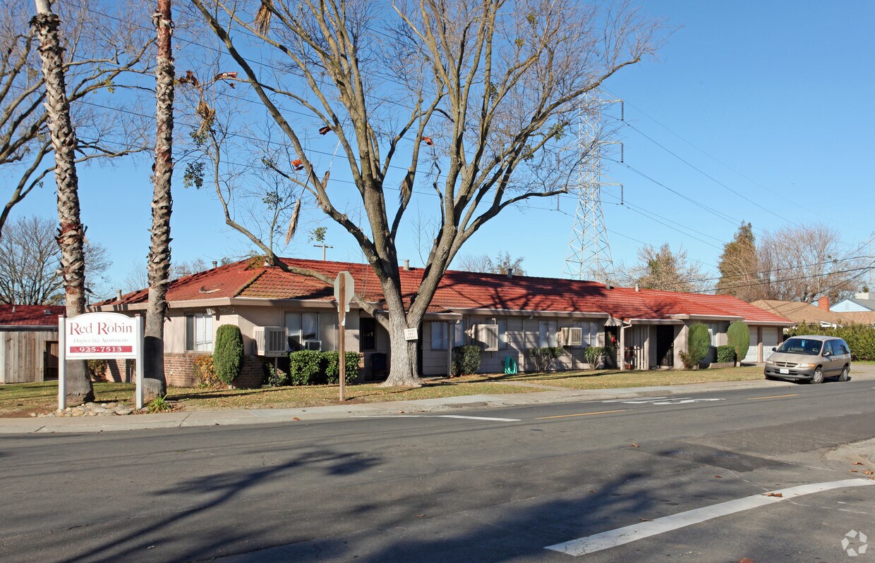 Red Robin Apartments Sacramento, CA