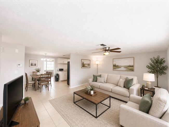 Building Photo - 7924 Halsey Dr