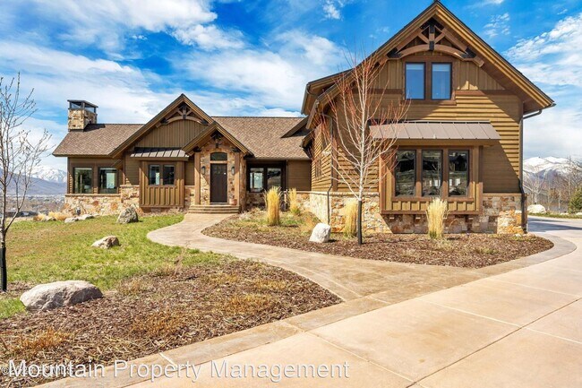 Foto del edificio - 4 br, 6 bath House - 1075 N. Oquirrh Mount...