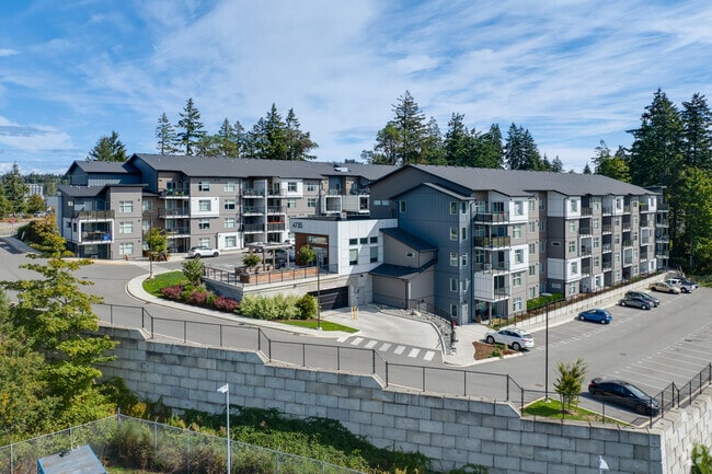 Building Photo - 4745 Ledgerwood Rd