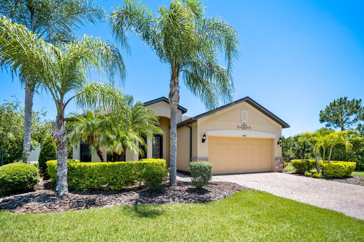 4835 69th St E, Bradenton, FL 34203 House Rental in Bradenton, FL