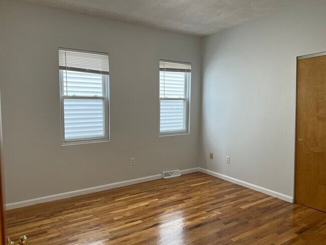 Foto del edificio - 195 Putnam St