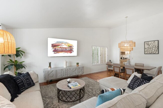 Foto del edificio - 6415 E Beverly Ln