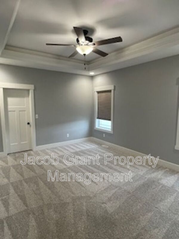 Foto del edificio - 4828 Luxor Dr