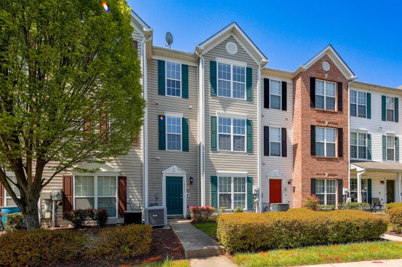 Primary Photo - 16511 Enders Terrace