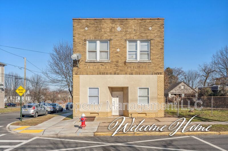 Photo - 1501 South Wood Ave.