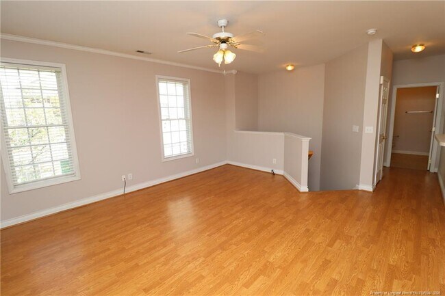 Foto del edificio - 2121 Kudrow Ln