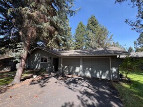 Building Photo - 20766 Canterbury Ct