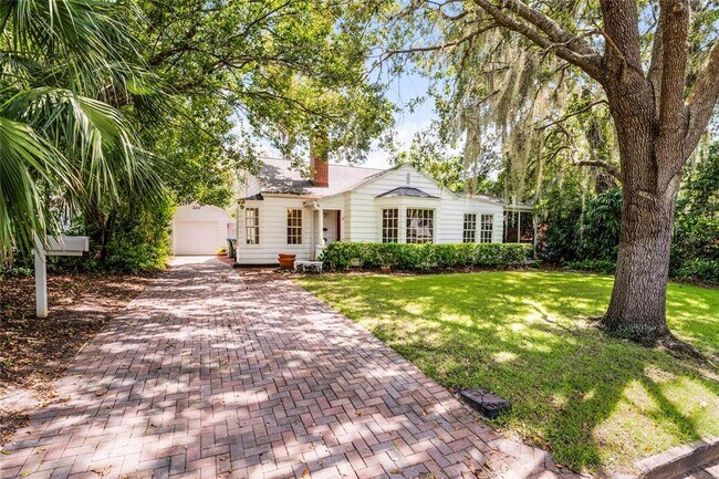 Foto del edificio - 220 Overlook Rd