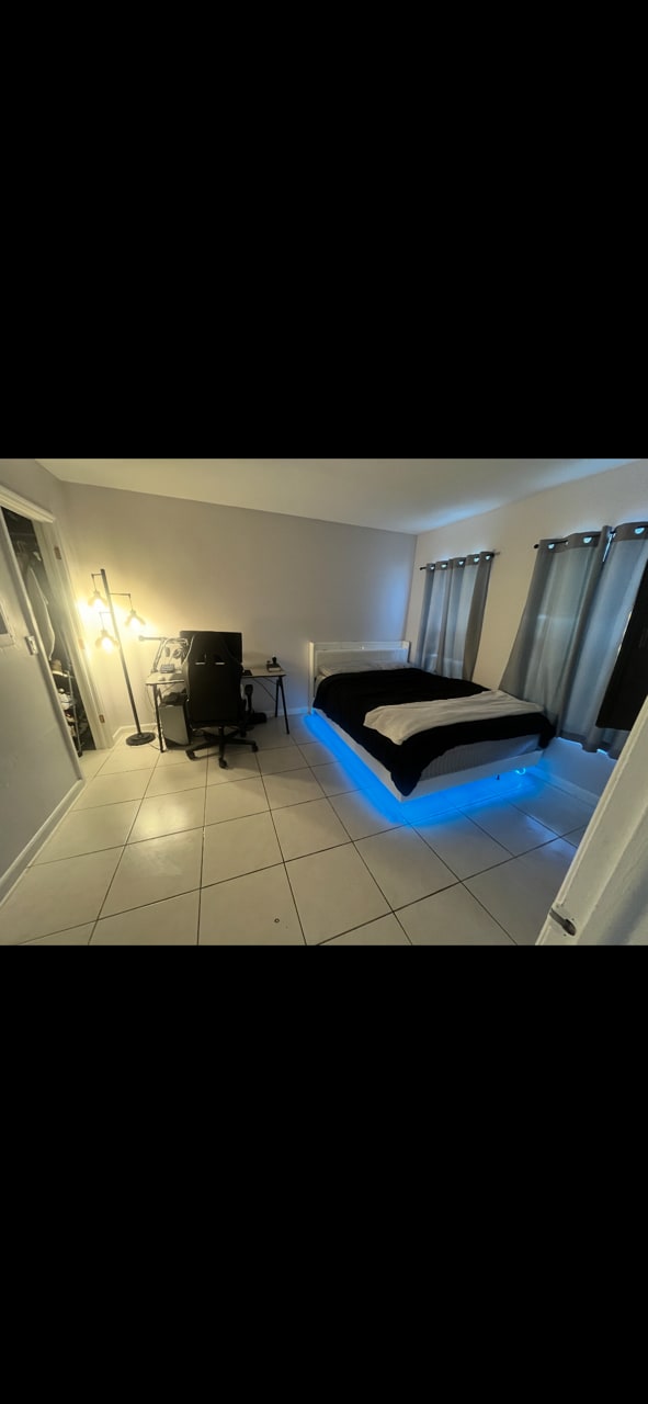 Building Photo - 150 Santa Clara Dr