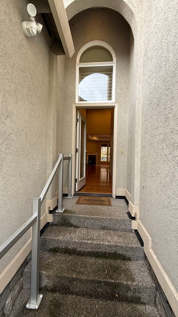 Building Photo - RARE Single Level 3-Bed Home in Coveted McKenna Ridge, Happy Valley - Video