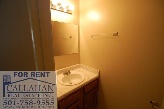 Foto del edificio - 114 Rimrock Pl