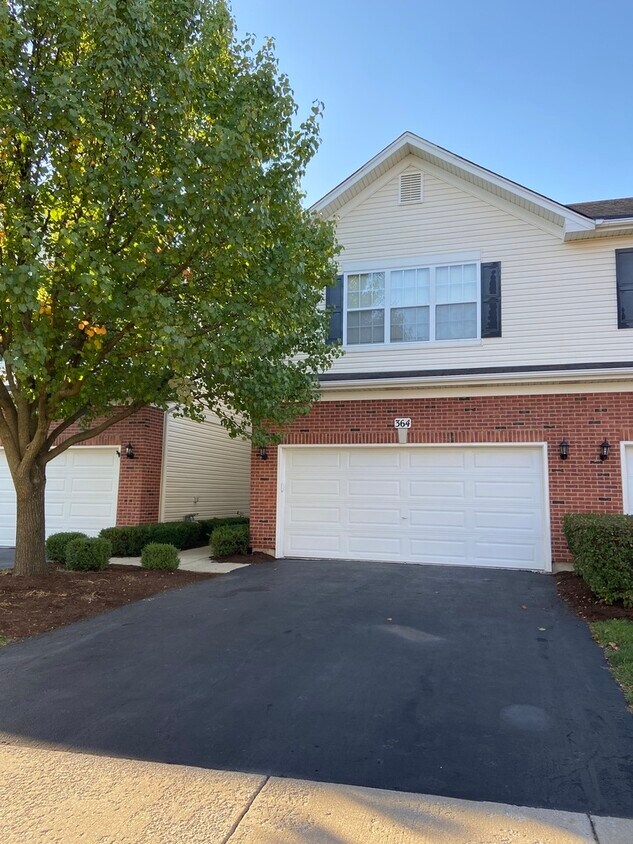 364 Grape Vine Trail, Oswego, IL 60543 Townhome Rentals in Oswego IL