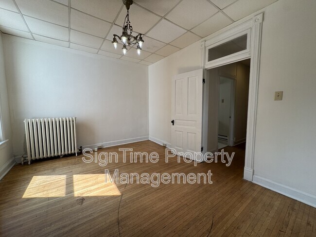 Foto del edificio - 117-121 East Antietam Street - 121 2nd Fl A