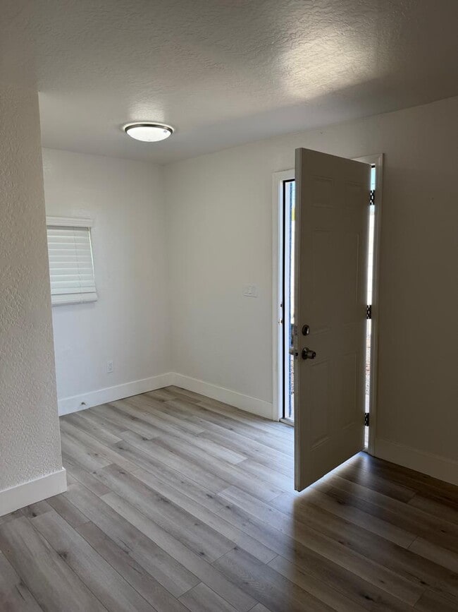 Foto del edificio - 2301 N 27th St