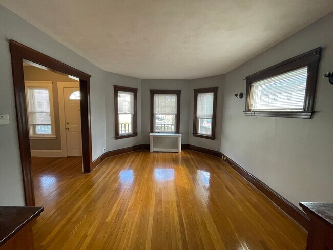 Building Photo - 64 Almont St