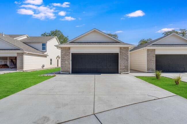 Foto del edificio - 5427 N Sandkey St