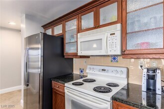 Building Photo - 30 Strada Di Villaggio